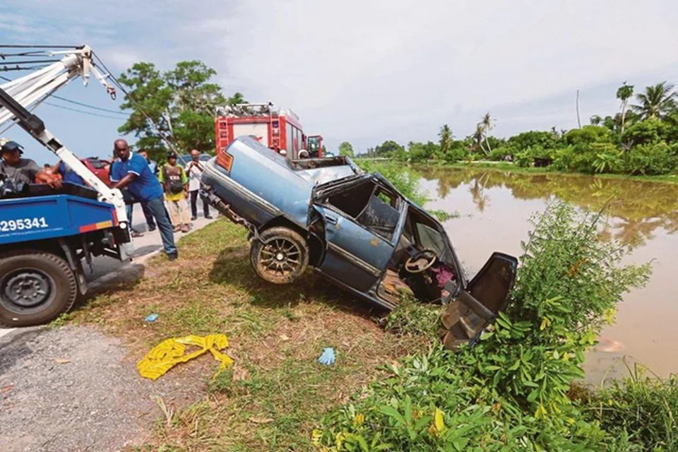 Malaysia, lemas, keluarga, anak sulung, kereta, Sunga Korok, Kedah, Jitra