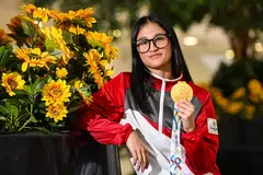 Atlet karate negara, Marissa Hafezan, pernah menyertai kedua-dua gimnastik dan karate semasa kecil. 