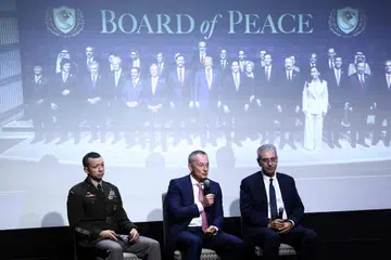 (Dari kiri) Pegawai tentera Amerika Syarikat, Mejar Jeneral Jasper Jeffers; Wakil Tinggi bagi Gaza di bawah Lembaga Keamanan Presiden Donald Trump, Encik Nickolay Mladenov; dan jurutera awam Palestin, Encik Ali Shaath, ketika menghadiri sesi terbuka Lembaga Keamanan di New York pada 23 September 2026. Pertemuan itu membentangkan pelan pemulihan Gaza yang merangkumi 66 projek, termasuk pembinaan tempat perlindungan sementara, pembersihan runtuhan dan pemulihan prasarana.