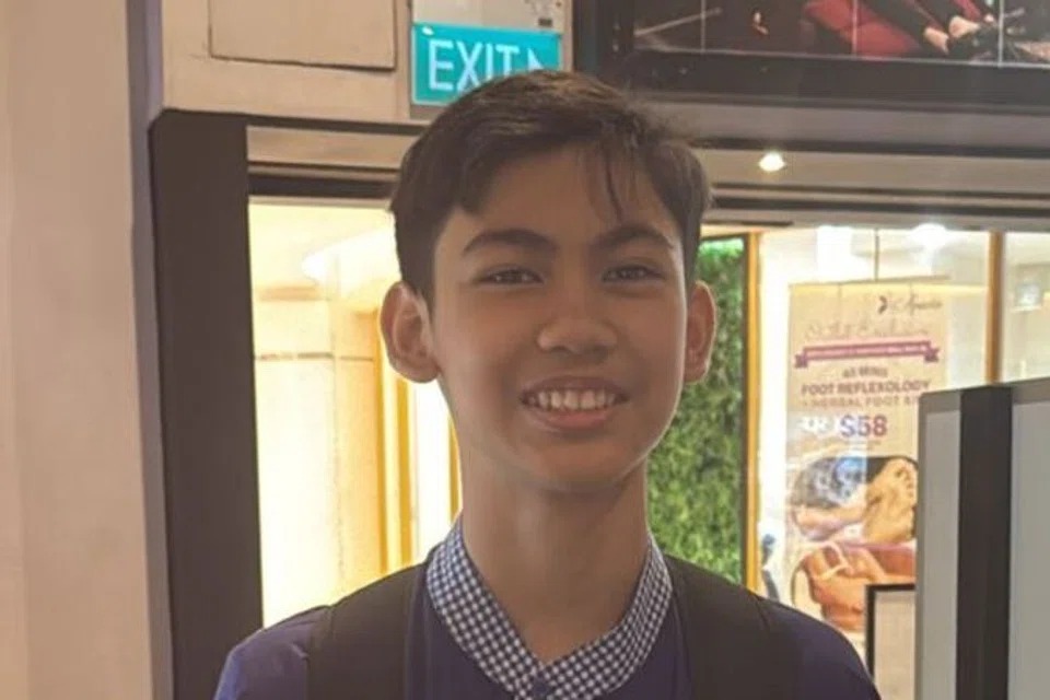 Pelajar Kelas Bimbingan Kanak-kanak 5 (KBK5) Andalus, Muhammad Aidan Mohammad Shah Ronny, 12 tahun, mendapati permainan dalam wadah dalam talian E-Pendidikan Andalus mencabar minda.