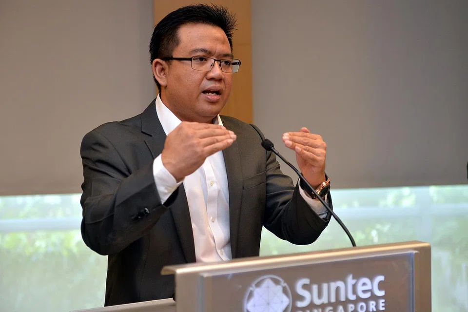 ENCIK NAZRI: SME perlu pelajari bagaimana firma dapat memenangi tender pemerintah berkali-kali. - Foto M.O. SALLEH