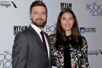INSPIRASI PENTING: Justim Timberlake anggap isterinya, Jessica Biel dan anaknya Silas Randall Timberlake sebagai pembakar semangatnya di sebalik lagu Can't Stop The Feeling. - Foto AFP