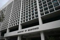 MOM, kementerian tenaga manusia, khidmat kreatif warga asing 