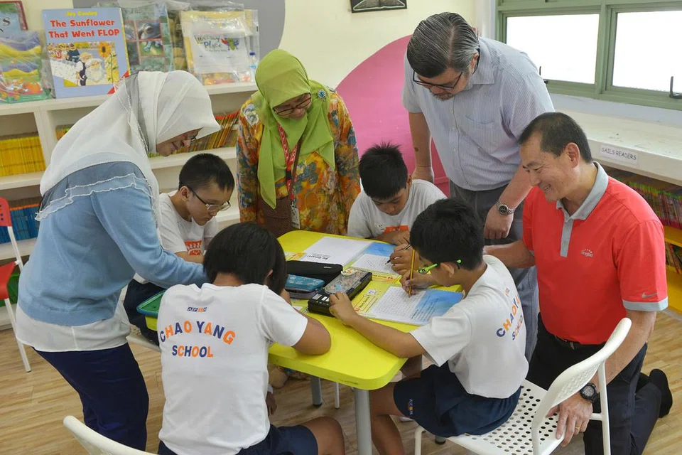 USAHA PUPUK KESEDARAN DIGITAL: Singtel dan Institut DQ bekerjasama pupuk kecerdasan digital dalam kalangan kanak-kanak dengan melibatkan sekolah rendah di Singapura. - Foto SINGTEL
