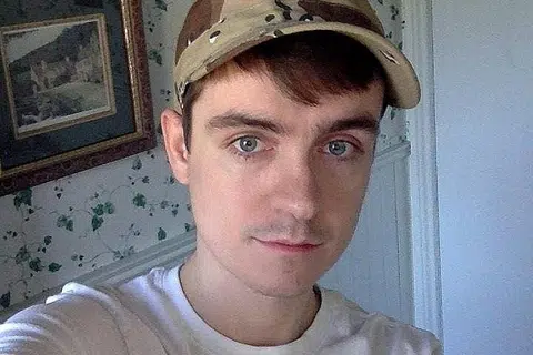 ALEXANDRE BISSONNETTE: Pelajar Universiti Laval di Quebec City yang menyuarakan sokongan di profil Facebooknya kepada kumpulan yang manifestonya termasuk menolak "kepelbagaian budaya". - Foto REUTERS