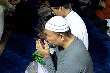 Kehadiran Azan