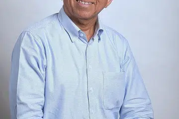 TAMPILKAN TOKOH: Siri Cendekiawan Lestari antara lain akan tampilkan Profesor Yaacob Ibrahim (gambar atas), Profesor Madya Hadijah Rahmat dan Profesor Syed Farid Alatas. Pengerusi MHF Dr Norshahril Saat berkata siri itu mahu meraikan ilmuwan setempat. - Foto fail 