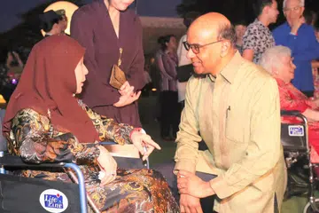 Presiden Tharman, Mantan Wanita Pertama Singapura
