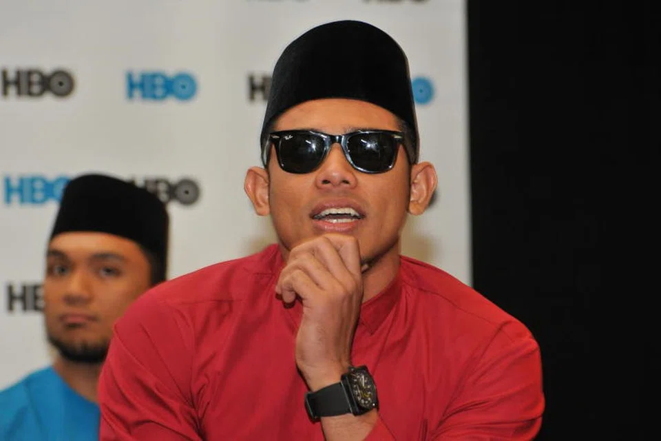 Nabil Ahmad merupakan pelawak Malaysia yang laris sebagai pengacara program realiti seperti Gegar Vaganza. Asalnya, beliau merupakan pekerja pengiriman atau ‘Mat Despatch’ dan pernah menjual burger di jalanan.