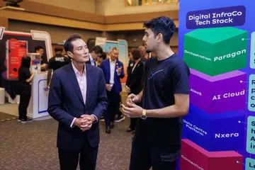 Azizul Hakim, Tan Kiat How, singtel