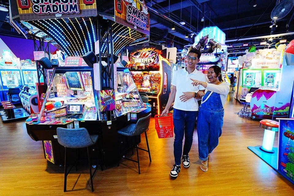 permainan kompetitif, kegiatan 