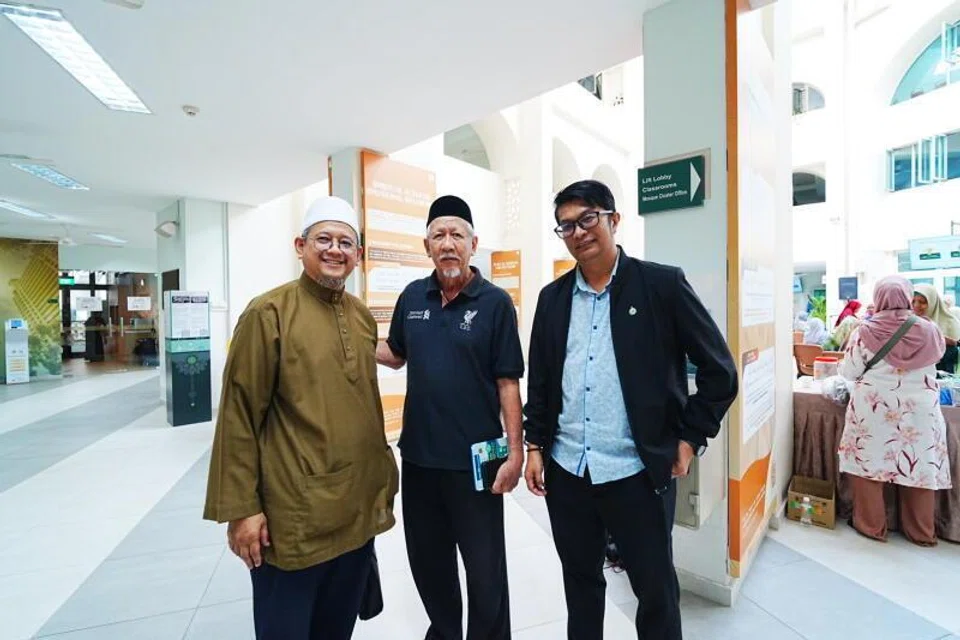 Singapore, Al-Muttaqin, masjid, mosque, Mohd Fairus Abd Manaf, Ustaz Dr Mohamed Fatris Bakaram