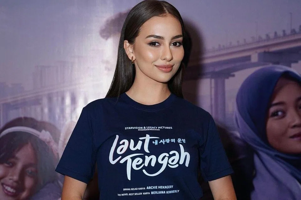 Pelakon dan peragawati Malaysia Anna Jobling tampil dalam dua filem Indonesia ‘Lembayung’ dan ‘Laut Tengah’ yang akan ditayangkan pada 2024.