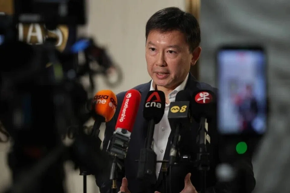 Menteri Pembangunan Negara, Encik Chee Hong Tat, berkata pada 19 Ogos bahawa beliau tidak melihat persaingan dengan Hong Kong sebagai sesuatu yang hanya menguntungkan satu pihak kerana rantau ini cukup besar untuk kedua-dua bandar berkembang sebagai pusat kewangan.