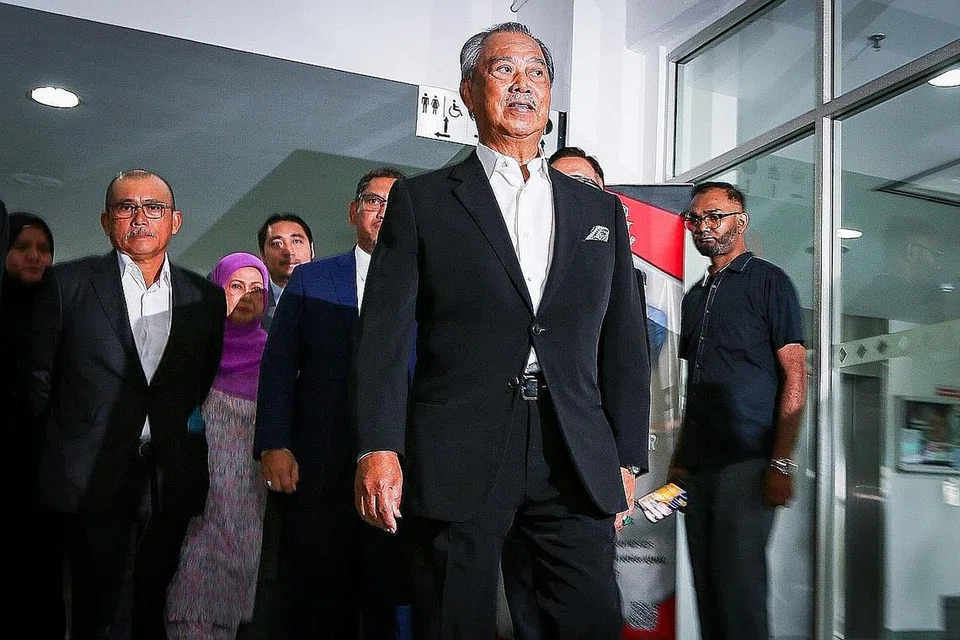 TUDUHAN: Presiden Bersatu, Tan Sri Muhyiddin Yassin, sekali lagi didakwa di Mahkamah Sesyen pada Isnin atas satu pertuduhan terbabit aktiviti pengubahan wang haram berjumlah RM5 juta, awal tahun lalu. - Foto FACEBOOK PERIKATAN NASIONAL