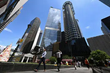 Kos sewa ruang pejabat utama di Singapura adalah yang ketujuh tertinggi dalam kalangan bandar utama dunia, dengan kos efektif bersih tahunan sebanyak AS$146.07 (kira-kira $193.29) kaki persegi, meningkat sebanyak 0.3 peratus daripada suku sebelumnya.