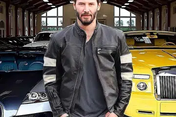 KEANU REEVES: Disifatkan pemurah dan menghargai jasa orang kerana menderma wang buat kru belakang tabir 'The Matrix' yang kesusahan serta menghadiahkan motosikal Harley-Davidson buat setiap pelakon aksi nekad yang membantunya. - Foto INSTAGRAM KEANU REEVES 