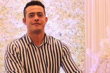 BERSYUKUR PEMINAT MEMAHAMI: Zul Ariffin yang terbuka pada pelbagai tawaran lakonan dan ingin mencuba sesuatu yang baru terharu peminatnya memahami keinginan membina kerjaya lebih dinamis dengan mempelbagaikan genre lakonannya. - Foto BM oleh UKHTI AMINAH