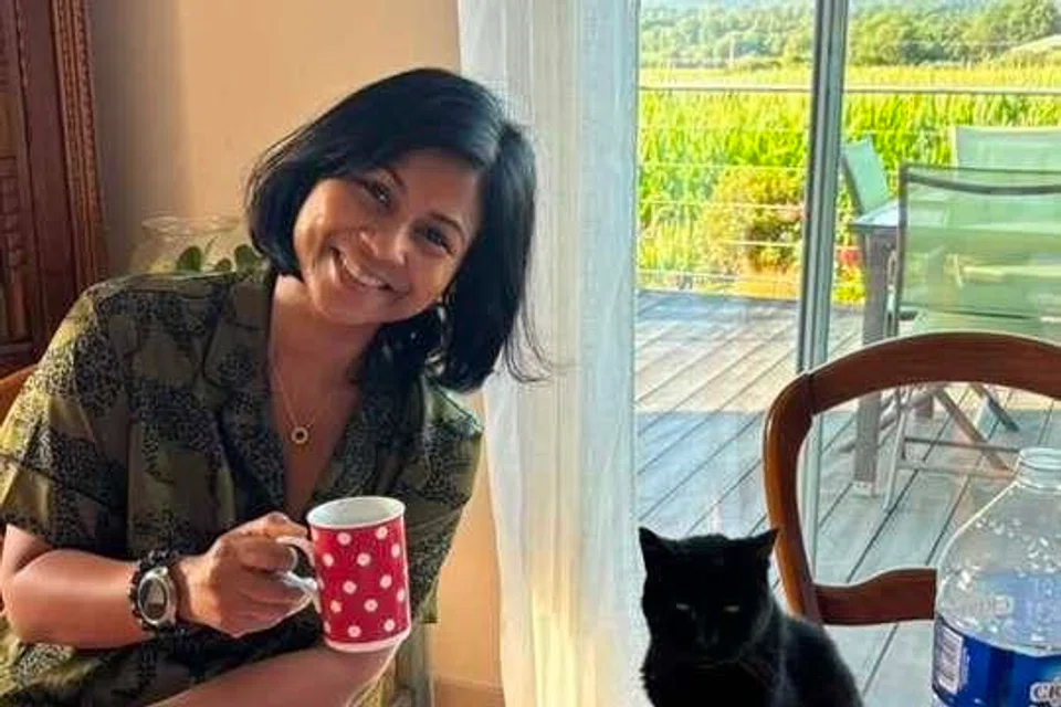 Cik Rasidah Caudal, wanita yang menjadi sasaran spekulasi tular di media sosial, menafikan dakwaan yang mengaitkan dirinya dengan isu peletakan jawatan mantan Pemangku Menteri Bertanggungjawab bagi Ehwal Masyarakat Islam, Dr Muhammad Faishal Ibrahim.