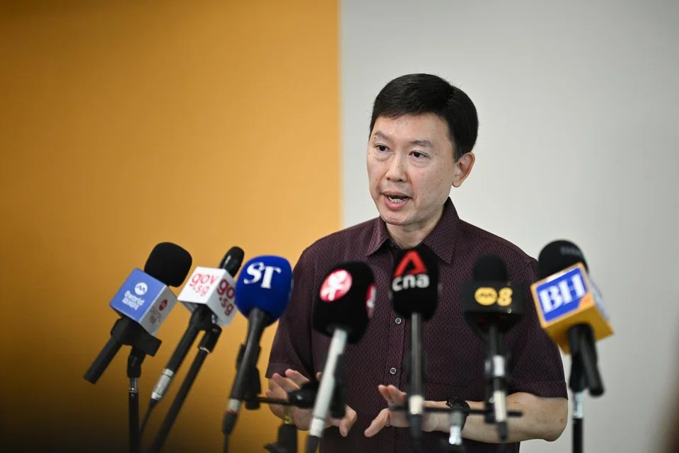 Menteri Pengangkutan Chee Hong Tat berkata pada 24 Mei bahawa data penerbangan dan perakam suara daripada pesawat Singapore Airlines SQ321 telah diperoleh.