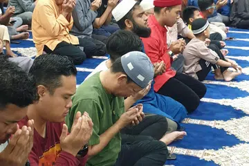 BIAR SEDIKIT ASAL BERTERUSAN: Jangan remehkan amalan kecil. Istiqamah dalam amalan sehari-hari, walaupun sedikit, lebih baik daripada amalan besar yang hanya dilakukan sesekali.