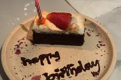 Setiap tahun berlalu, semakin tua. Sampai satu hari kita bertanya: “Ke mana perginya semua masa tu?”