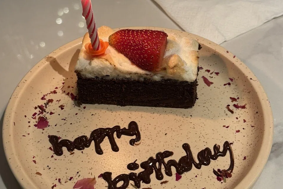 Setiap tahun berlalu, semakin tua. Sampai satu hari kita bertanya: “Ke mana perginya semua masa tu?”