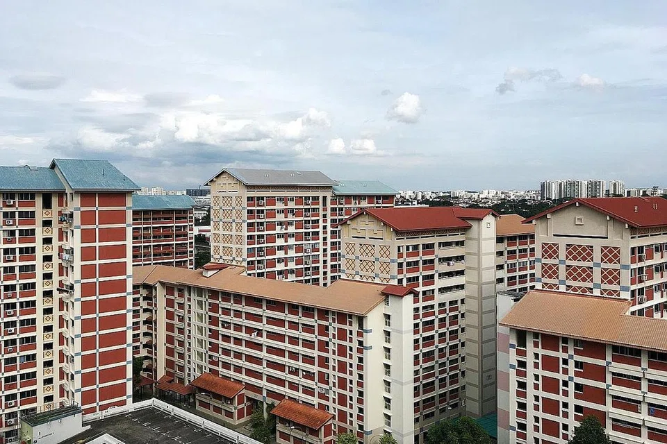 DIRAMAL TERUS NAIK: Harga sewa bagi kebanyakan unit flat HDB diramalkan terus meningkat sepanjang tahun ini dengan harga sewa bulan ini meningkat untuk bulan ke-24 berturut-turut. - Foto fail