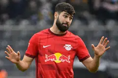 JADI BURUAN: Pemain pertahanan RB Leipzig, Josko Gvardiol, telah bermain 21 kali bagi Croatia dan menjaringkan gol kemenangan 2-1 ke atas Maghribi dalam perlawanan tempat ketiga Piala Dunia di Qatar.