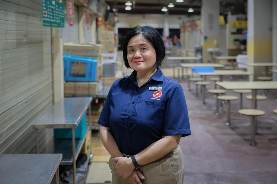 Bakal calon Titik Merah Bersatu (RDU) bagi SMC Jurong Central, Cik Emily Woo. 