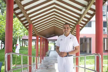 ENCIK ZHULKARNAIN: Antara isu yang ingin beliau perjuang jika diundi adaalah mobiliti sosial. Meskipun sesetengah pihak menganggap isu ini khusus bagi sesebuah masyarakat, beliau yakin pendekatan menanganinya harus berubah menjadi lebih menyeluruh dan dinaikkan menjadi isu nasional. Ini kerana menurutnya, isu masyarakat juga sering terkait dengan isu nasional. - Foto BH oleh HARITH MUSTAFFA