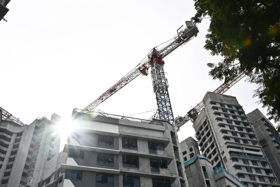Dalam satu kenyataan Lembaga Perumahan dan Pembangunan (HDB) pada 4 Oktober, lebih 1,900 flat tersebut akan ditawarkan dalam 10 daripada 15 projek Bina Ikut Tempahan (BTO) yang akan dilancarkan.