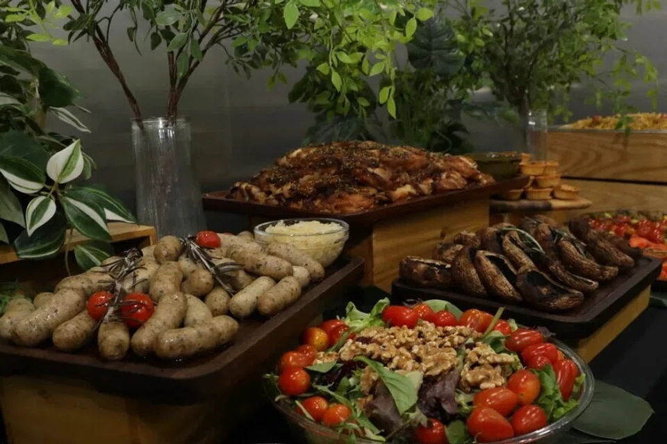 Cater Wow, The Plattering Co