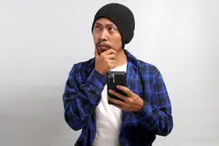 Usah sesekali memandang remeh langkah mengesahkan kesahihan setiap butiran maklumat agama, contohnya yang disebar luas menerusi WhatsApp, Facebook, Instagram dan sebagainya. Jika mahu berkongsi ilmu, seharusnya kita bersikap lebih bertanggungjawab supaya tidak terpalit sama dalam menyebarkan kepalsuan. Sewajarnya rujuk kepada pakar agama dan badan-badan yang bertanggungjawab mengenainya. 