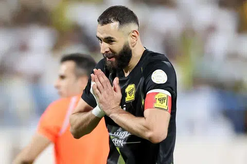 MAHU SUMBANG: Karim Benzema ingin menjadi sebahagian daripada pasukan Al-Ittihad dan membantu memajukan permainan bola sepak di Arab Saudi,