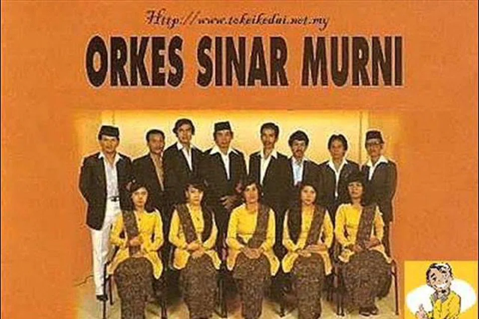 Kumpulan nasyid, Orkes Sinar Murni, menyanyikan lagu ‘Ibu Mithali’ yang dicipta Datuk Dr Johari Salleh buat ibunya, Munirah Shuib.