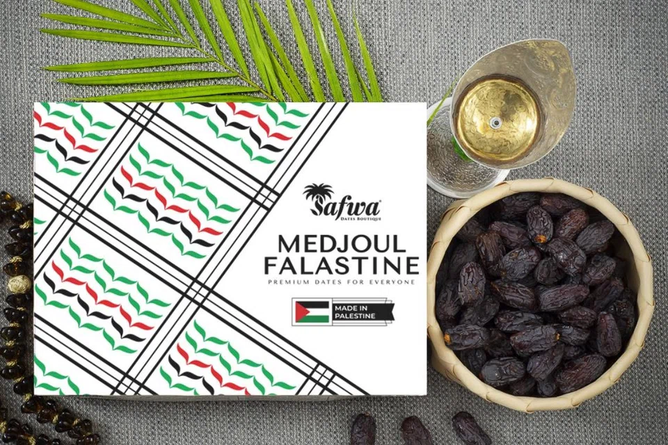 Kurma Medjoul dari Palestin ini, terkenal dan diminati ramai khususnya pada Ramadan ini kerana teksturnya yang lembut, serta mempunyai rasa lemak manis yang asli. 