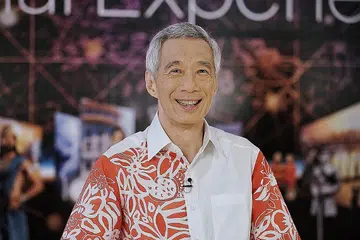 MASA DEPAN CERAH: Dalam amanatnya, PM Lee berkata usaha memperingati tahun Bicentennial atau 200 Tahun Singapura sepanjang tahun 2019, mengukuhkan keyakinan warga bahawa Singapura akan mempunyai masa hadapan yang cerah. - Foto MCI