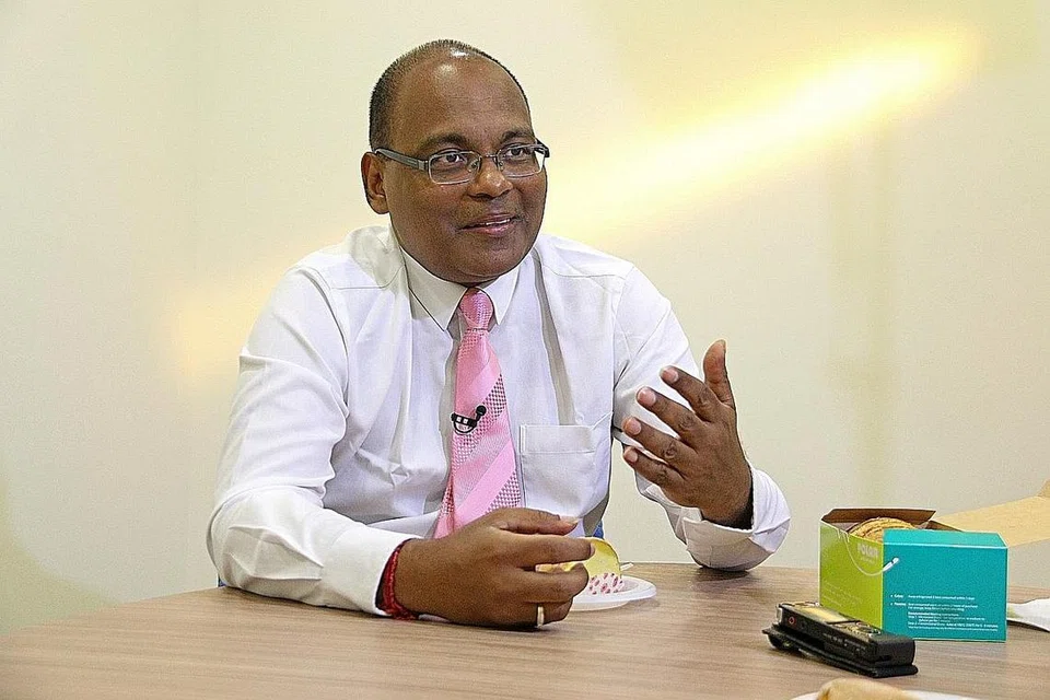 PENILAIAN SARJANA: Dr Rohan Gunaratna berkata, ideologi pengganas berkembang pantas menerusi Internet. - Foto fail