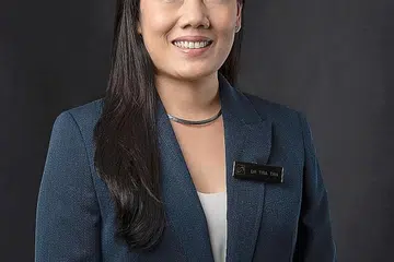 Dr Tira Tan, Perunding Divisyen Onkologi Perubatan Pusat Barah Kebangsaan Singapura (NCCS).