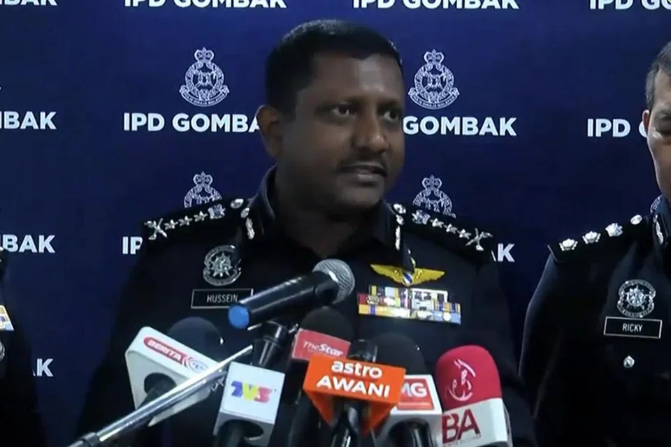 AMBIL TINDAKAN: Ketua Polis Selangor, Datuk Hussein Omar Khan, bertegas pihaknya menjalankan siasatan rapi terkait kes dua anggotanya disyaki terlibat kes samun dan rogol di Ampang, pada 9 Januari.