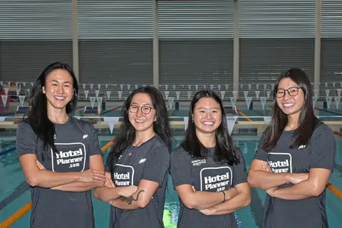 Pasukan berganti-ganti rampai 4x100 meter wanita Singapura, yang terdiri daripada (dari kiri) Quah Ting Wen, Quah Jing Wen, Levenia Sim dan Letitia Sim, akan bertanding dalam Sukan Olimpik 2024 di Paris.