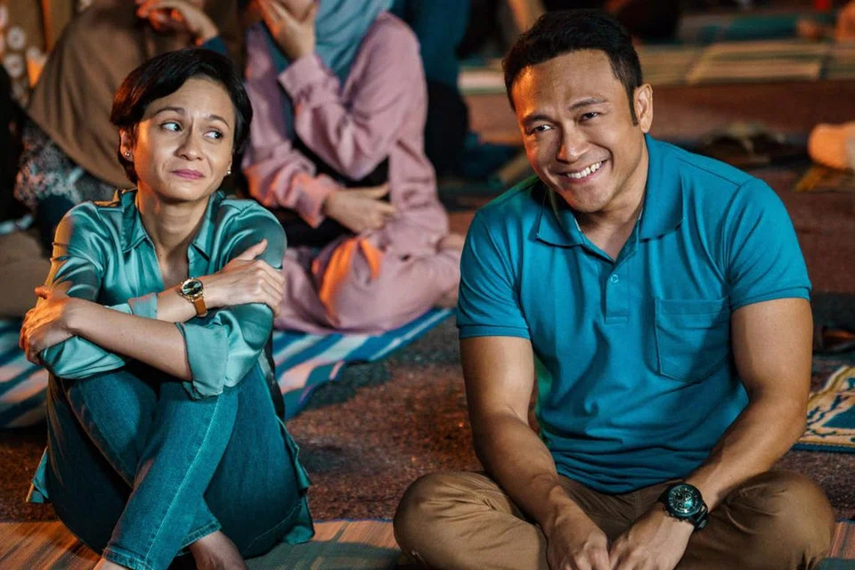 GANDINGAN SERASI: Filem La Luna memadankan Sharifah Amani (kiri) dengan Shaheizy Sam yang disifatkan pengarah M. Raihan Halim sebagai gandingan serasi. Filem itu akan ditayang dan dipertandingkan dalam sesi perdana dunia di Pesta Filem Antarabangsa Tokyo pada 24 Oktober. 