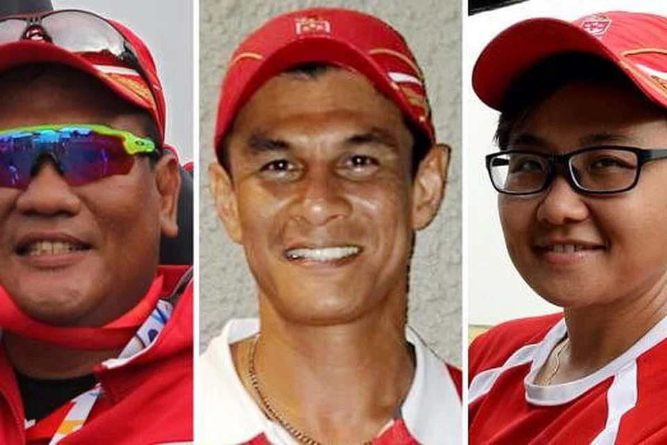 TRIO MENEMBAK TIDAK MENGECEWAKAN: (Dari kiri) Mohd Zain Amat, Anuar Abdullah dan Norizan Mustapa membuktikan mereka bukan sekadar melengkapkan senarai peserta pasukan menembak negara. Selepas 'rehat' lapan tahun kerana acaranya tidak dipertandingkan dalam tiga edisi Sukan SEA sebelum ini, Mohd Zain kembali menyumbangkan emas acara 'trap' berpasukan di samping menang gangsa individu. Anuar dan Norizan - beraksi dalam acara pistol kepersisan (precision pistol) yang kali pertama diperkenalkan dalam Sukan SEA ini - turut tidak mengecewakan dengan memenangi perak individu. Anuar juga menggondol perak berpasukan acara itu. - Foto-foto SINGSOC, ihsan ANUAR ABDULLAH, ZAINAL YAHYA
