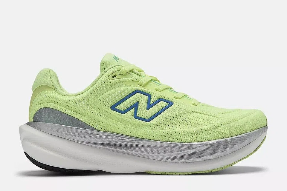 Kasut, ‘New Balance 1080v15’ sesuai untuk kegiatan larian harian dan larian jarak panjang.