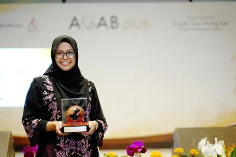 Anugerah Guru Arif Budiman (Agab) 2026, Cik Azirah Mohd Nor, kegiatan menari dan menyanyi, pembelajaran Bahasa Melayu