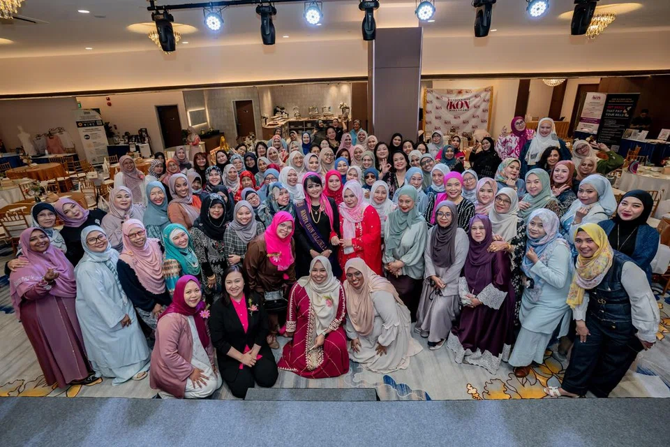 IkonSG, Fadilah A. Majid, De Villa