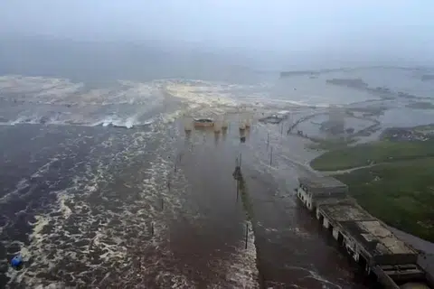 Semenanjung Kamchatka, ombak tsunami