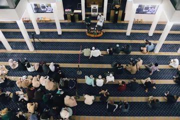 Bulan Rejab ialah bulan yang dimuliakan dalam Islam dan menjadi masa persiapan rohani sebelum Ramadan tiba. Umat Islam digalakkan meningkatkan amal ibadah, menjauhi maksiat dan mengeratkan hubungan dengan Allah swt.