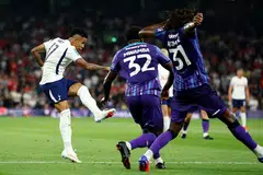 bola sepak, Tottenham Hotspur, Savio, Piala Carabao